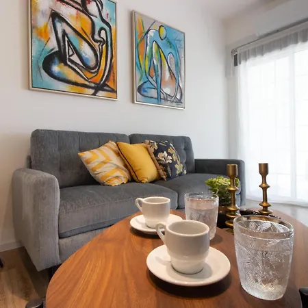 Modern 2br Steps From