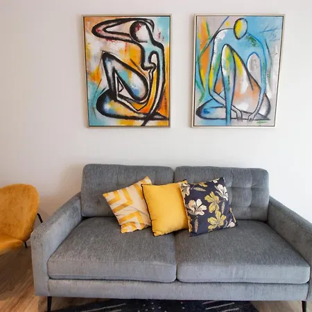 Modern 2br Steps From * Voroklini