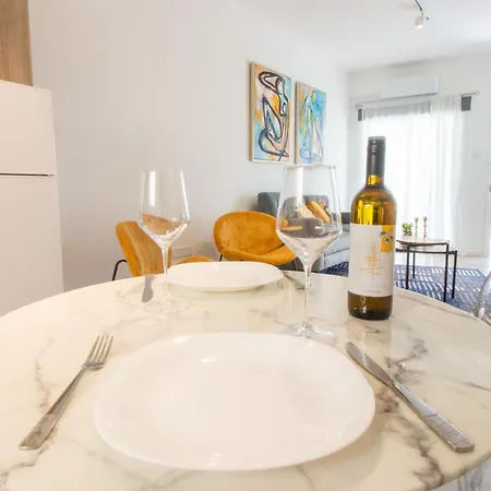 Appartamento Modern 2br Steps From Voroklini