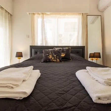 Modern 2br Steps From