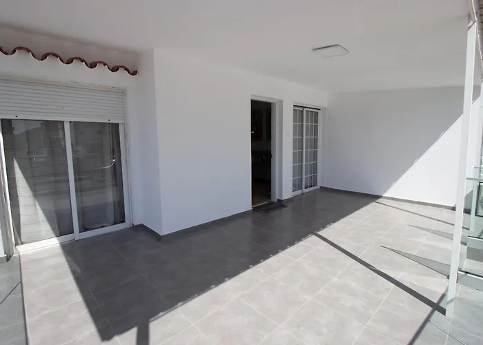 Apartman Modern 2br Steps From