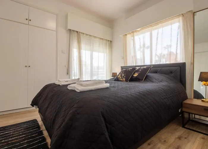 Modern 2br Steps From Apartman *